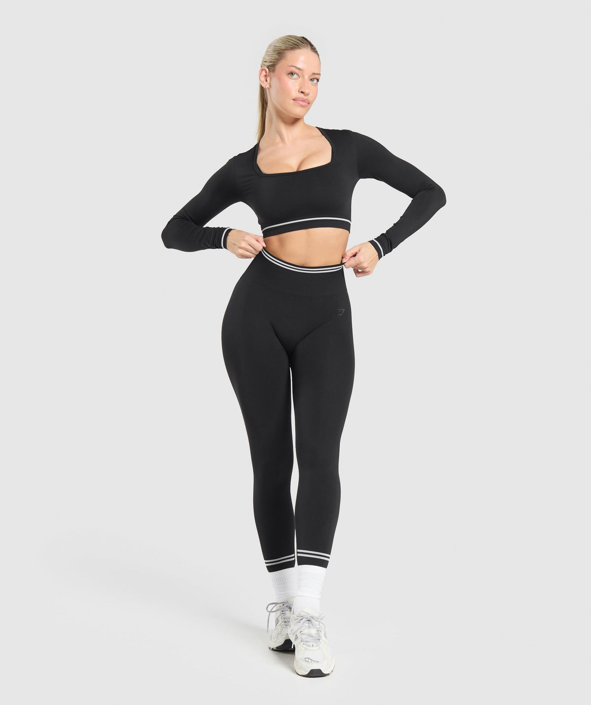 Contrast Seamless Crop Top