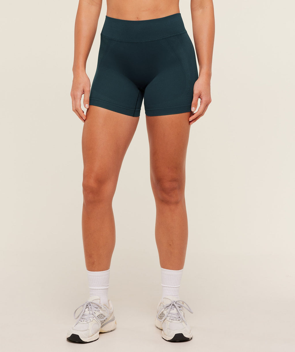 Weekend Seamless Short