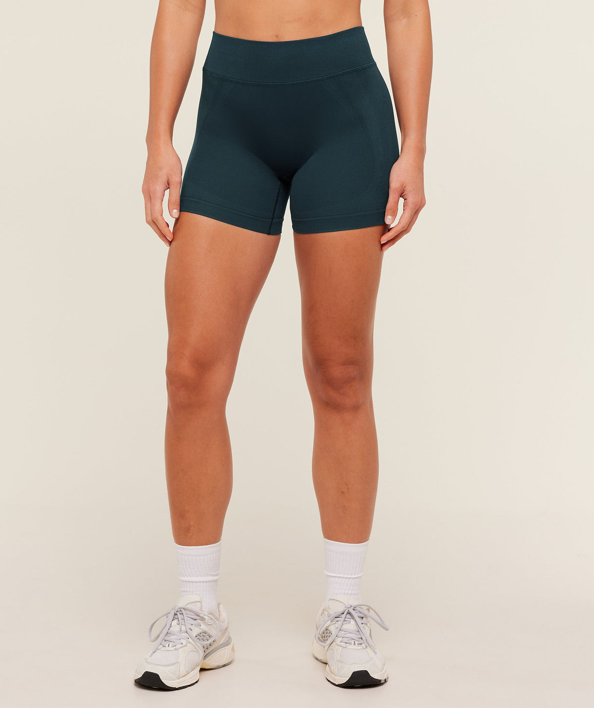 Weekend Seamless Short