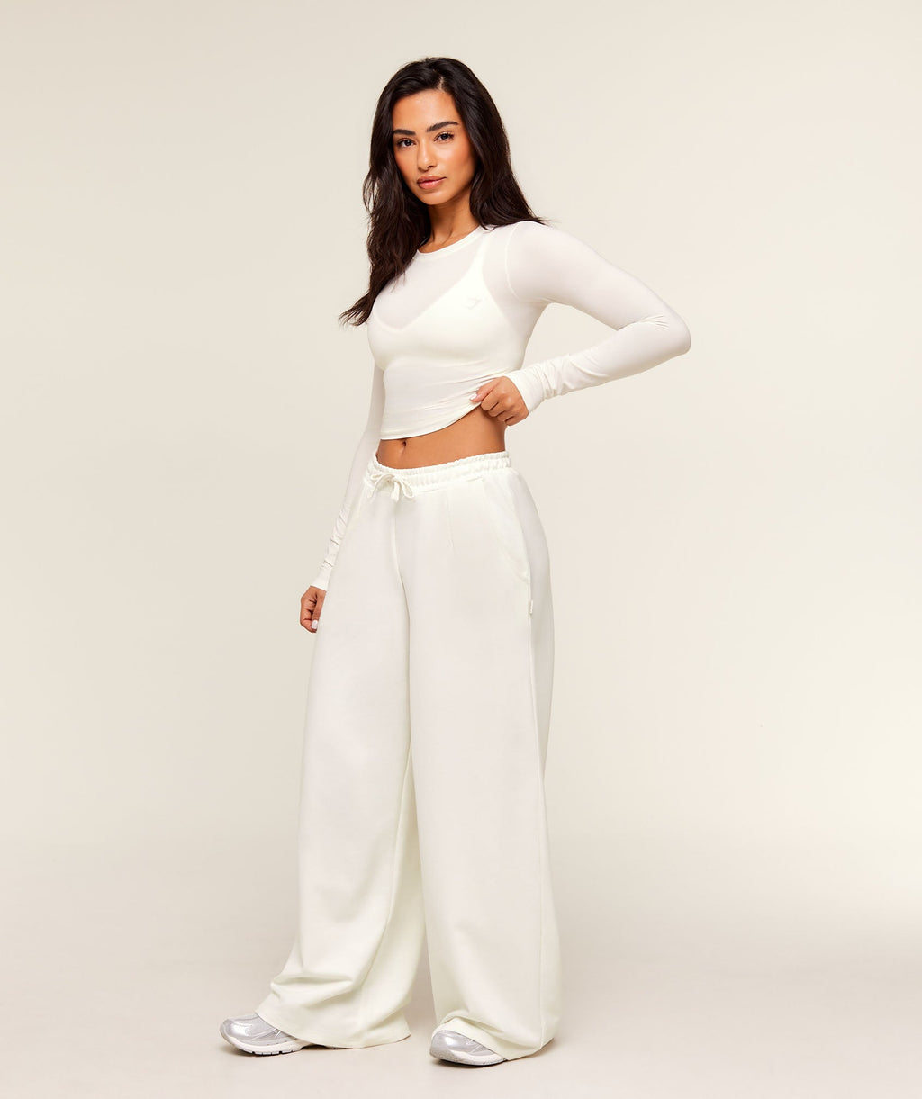 Lightweight Wide Leg Pant Short