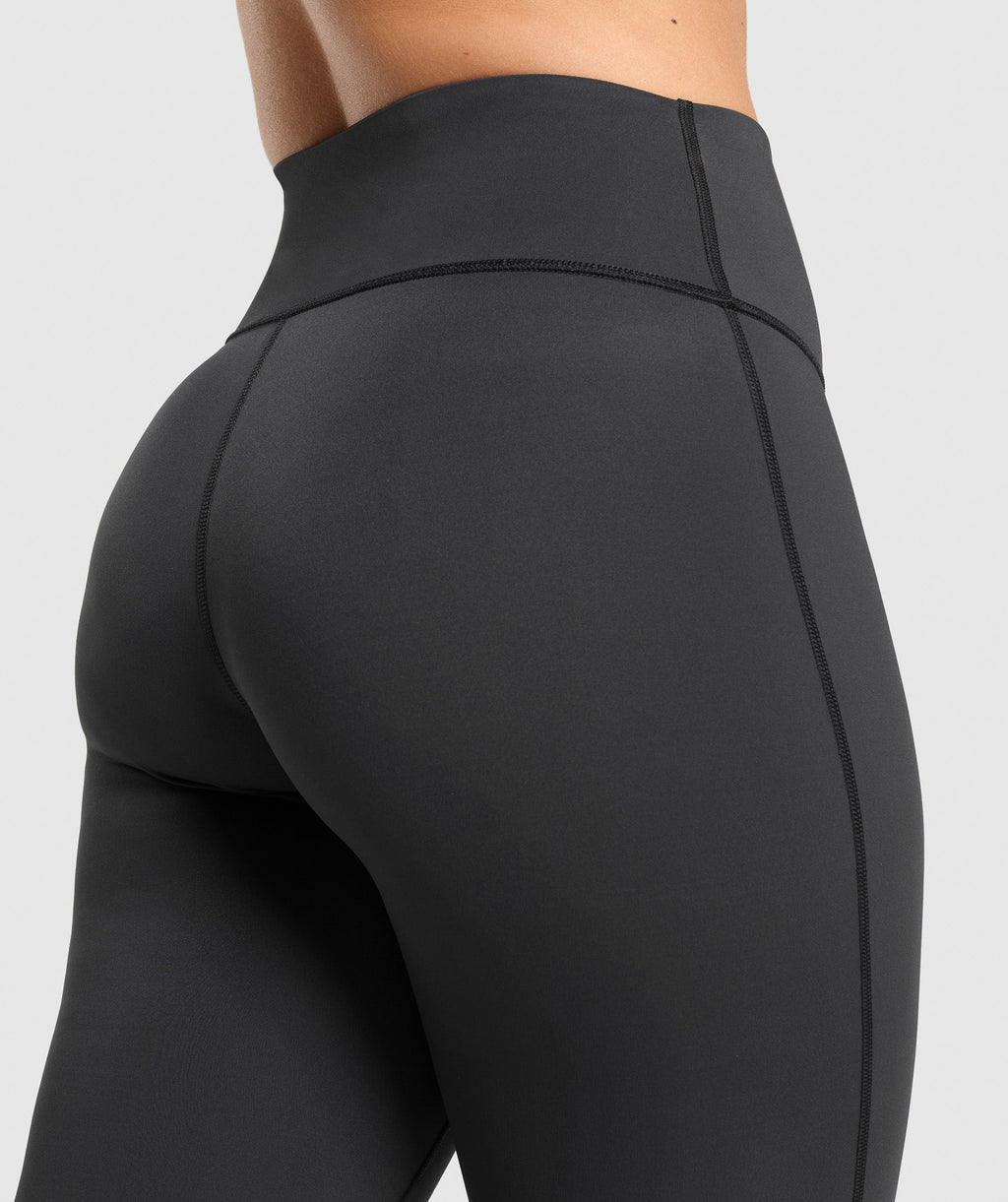 Elevate Short Leggings